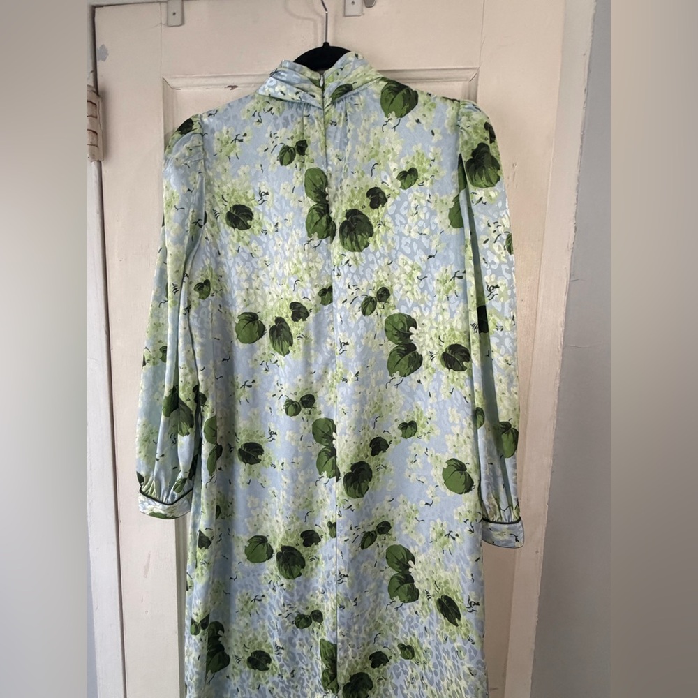 Tuckernuck Hydrangea Satin Faven Maxi Dress M - Picture 10 of 12